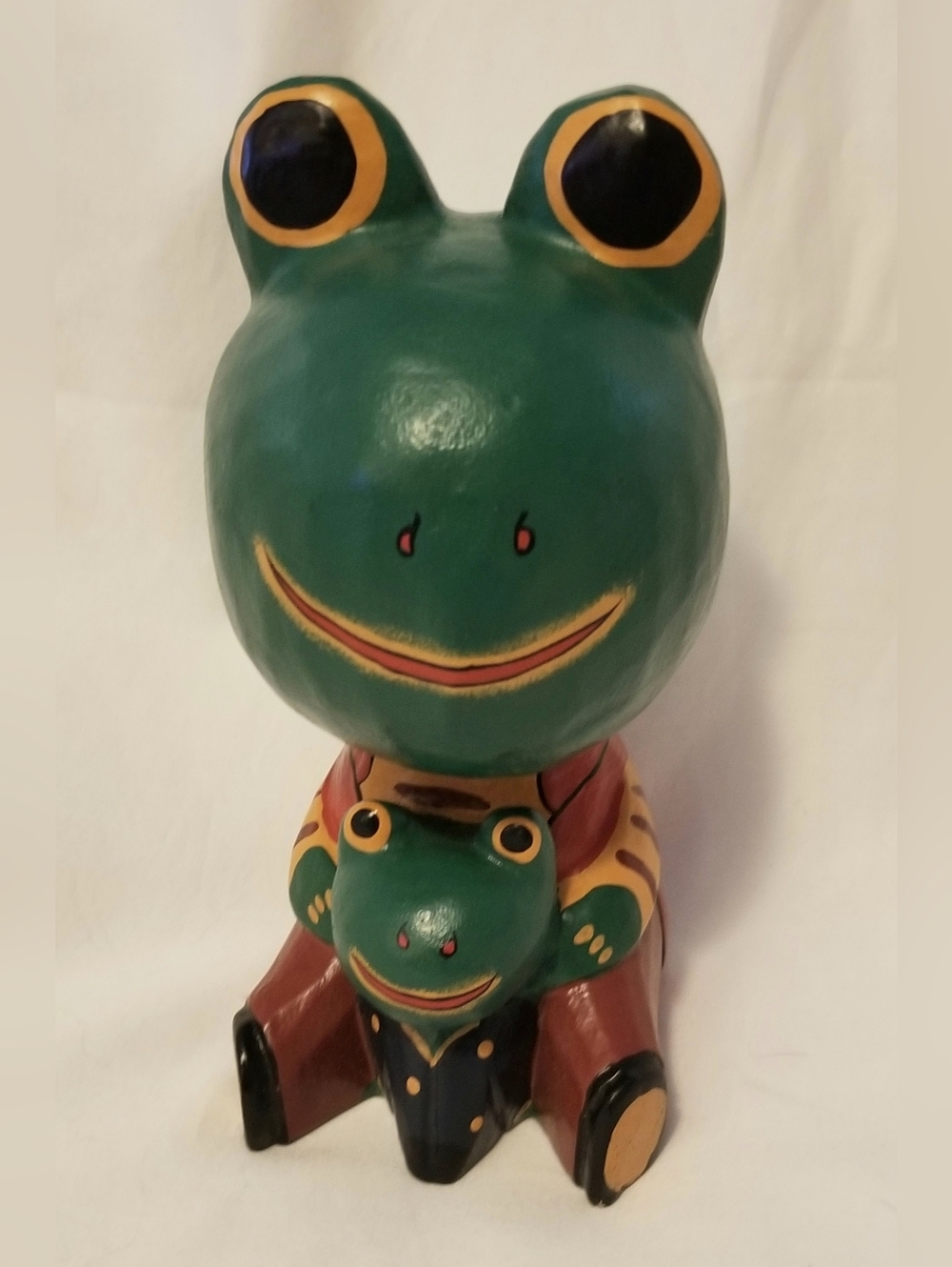 Handcrafted Wooden Parent & Child Sitting Frogs - So Cute!!
